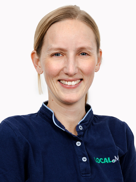Dr. med. Annika  Peters 